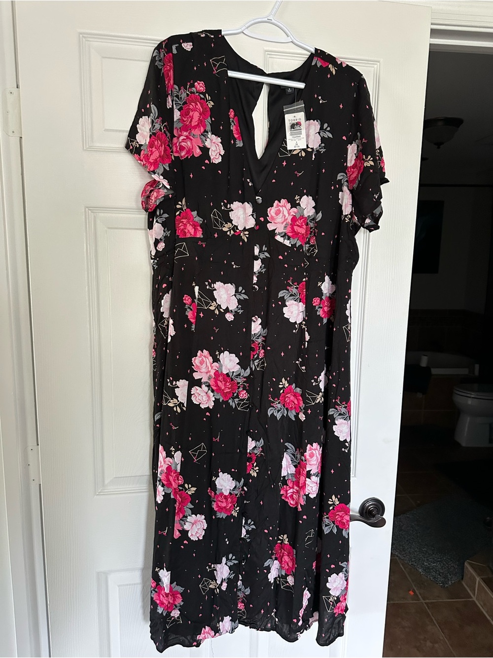 Torrid Floral Short Sleeve Button Front Midi Dress, size 3x